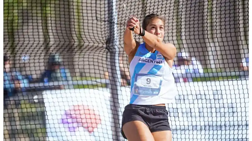 En su debut en la categoría mayores, Carmela Cocco brilló en el Sudamericano de Atletismo