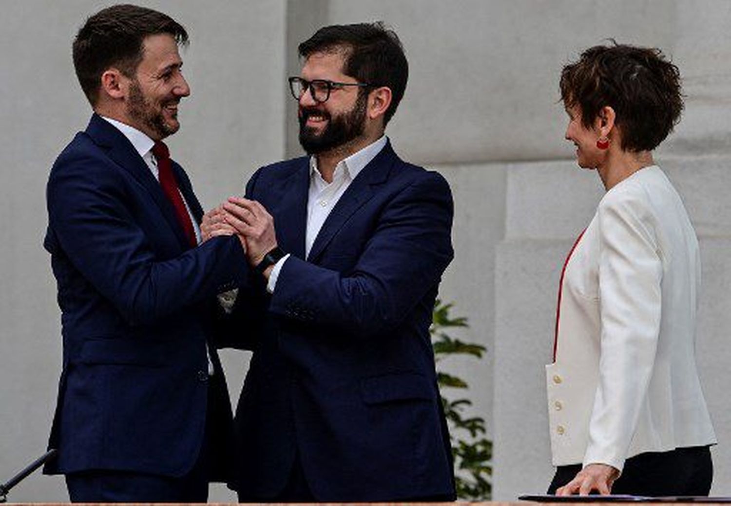 TRAS FRACASO DE LA NUEVA CONSTITUCIÓN: Boric anuncia cambios en su gabinete ministerial