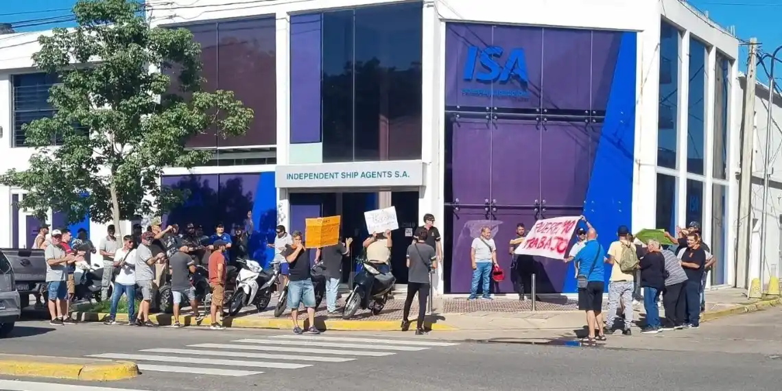 Preocupación por la eliminación de los serenos de buques tras la desregulación del sector naviero