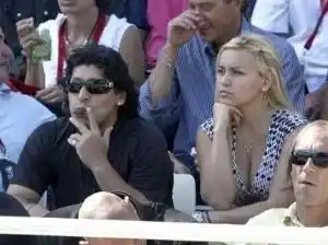 Nació el hijo de Diego Maradona y Verónica Ojeda