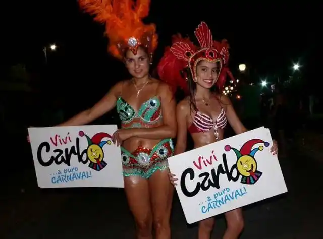 Con gran éxito se llevó a cabo la segunda noche de corsos populares en Enrique Carbó