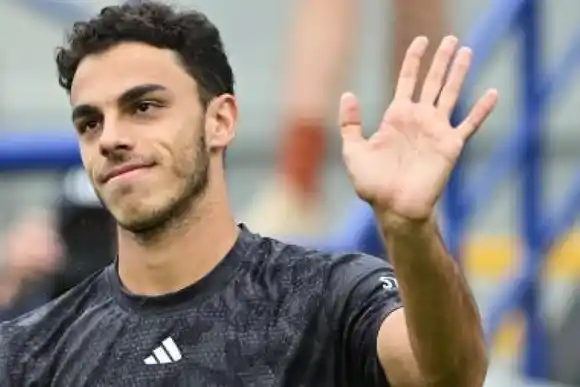 Cerúndolo y Cachín eliminados en Hamburgo