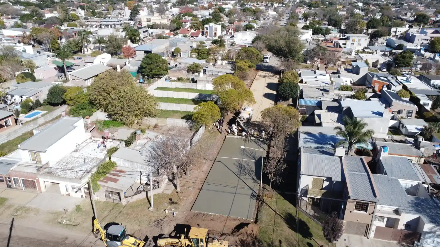 Las cuadrillas trabajaron este martes en Piacenza entre Almafuerte e Italia. Foto: MVT.