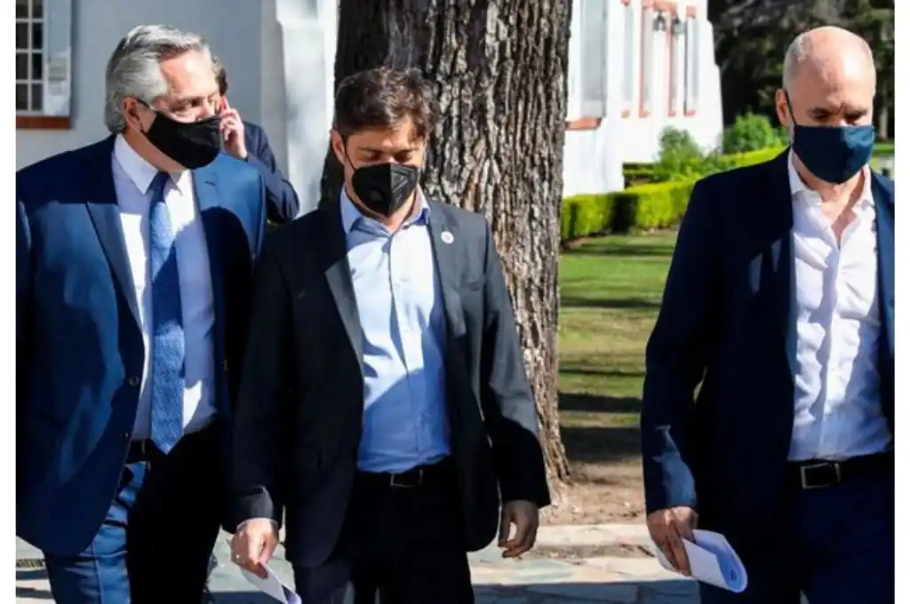 El Gobierno prepara un DNU con restricciones fuertes en la circulación