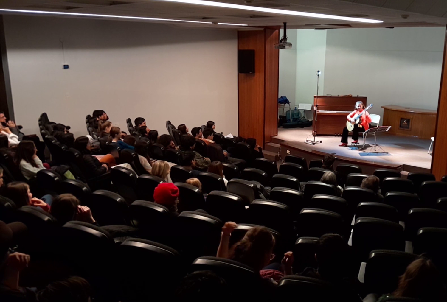 XIII Encuentro Internacional de Interpretación Musical: Una noche inolvidable de guitarra en la UAP