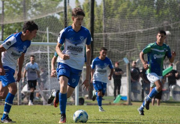 Villa y San Martín juegan hoy el partido decisivo
