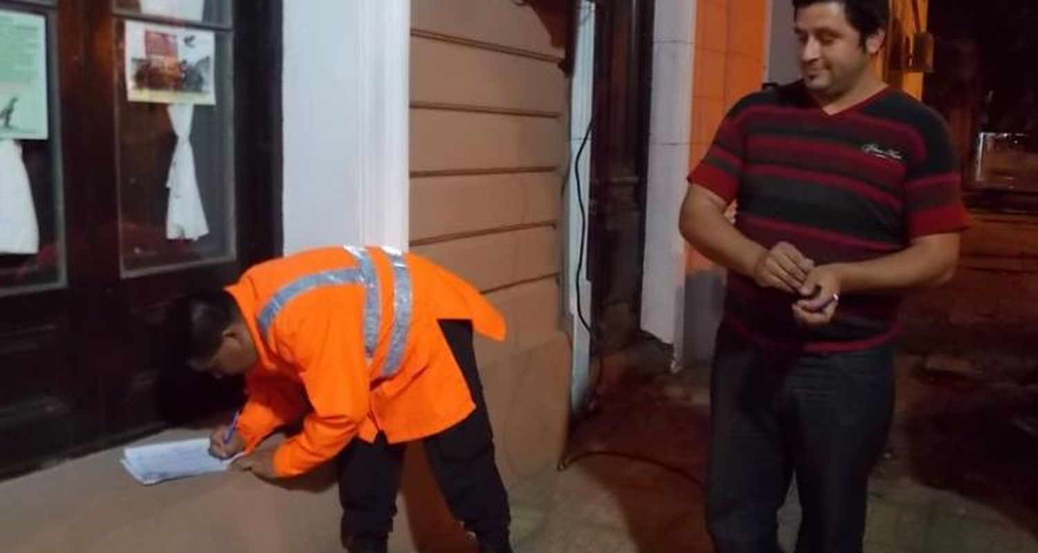 Por el cementerio, juntan firmas en las localidades