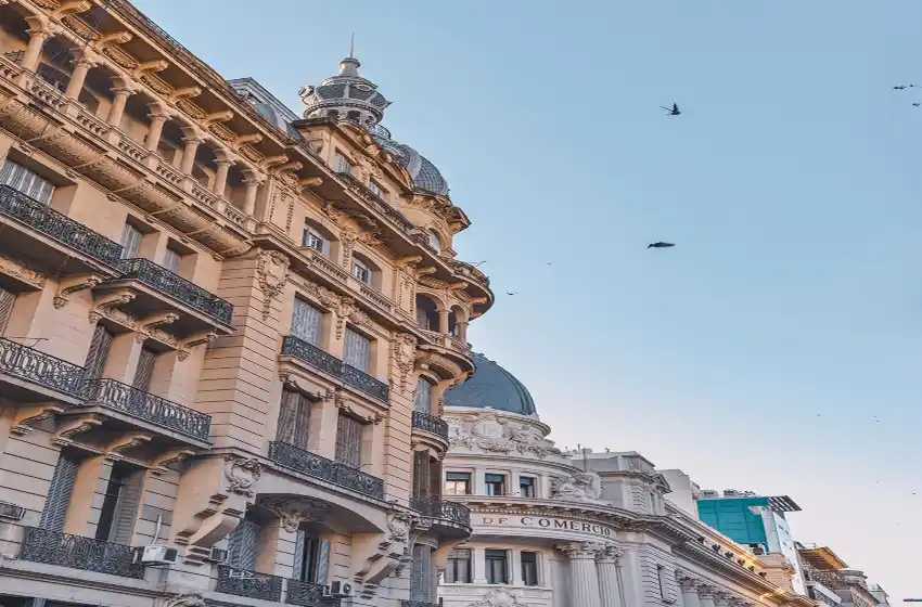 Crimen del ex barrabrava Marcelo «Coto» Medrano: allanaron una financiera en pleno centro