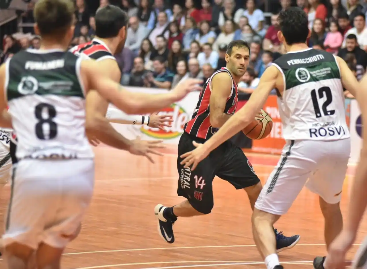 Central fue superior, venció a Villa  Mitre y ahora irá por el título