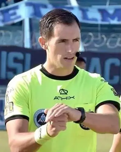 Sebastián Martínez será el juez para la visita de Unión SF a Boca, el viernes a las 21:30. Foto:Redes