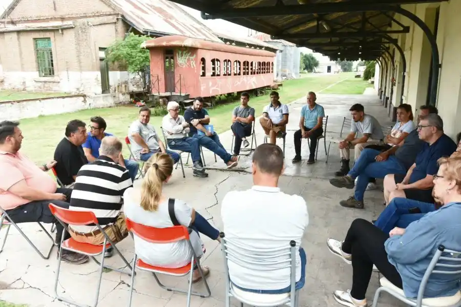 Se analiza un proyecto para trasladar la sede de Bomberos al predio del Ferrocarril Belgrano