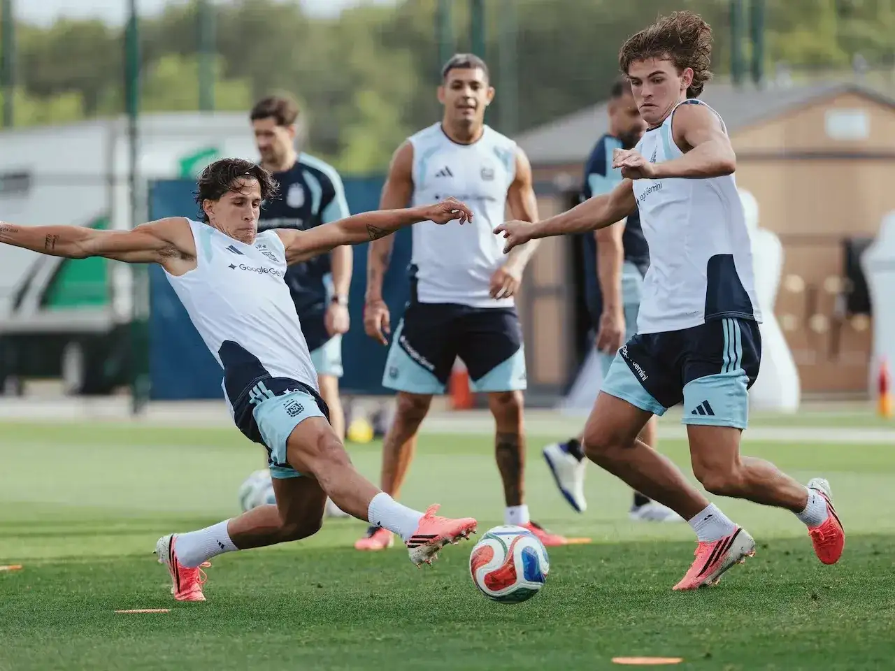 Scaloni analiza cambios en la Selección para enfrentar a Austria