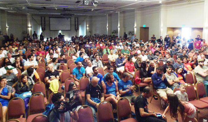 La charla técnica que recibieron los participantes en el Triatlón. 