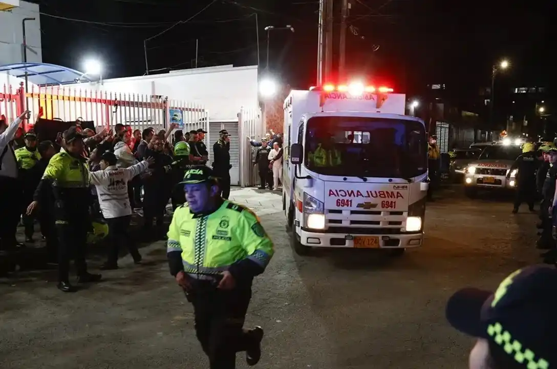 Miguel Uribe Turbay fue operado y sigue en estado crítico.