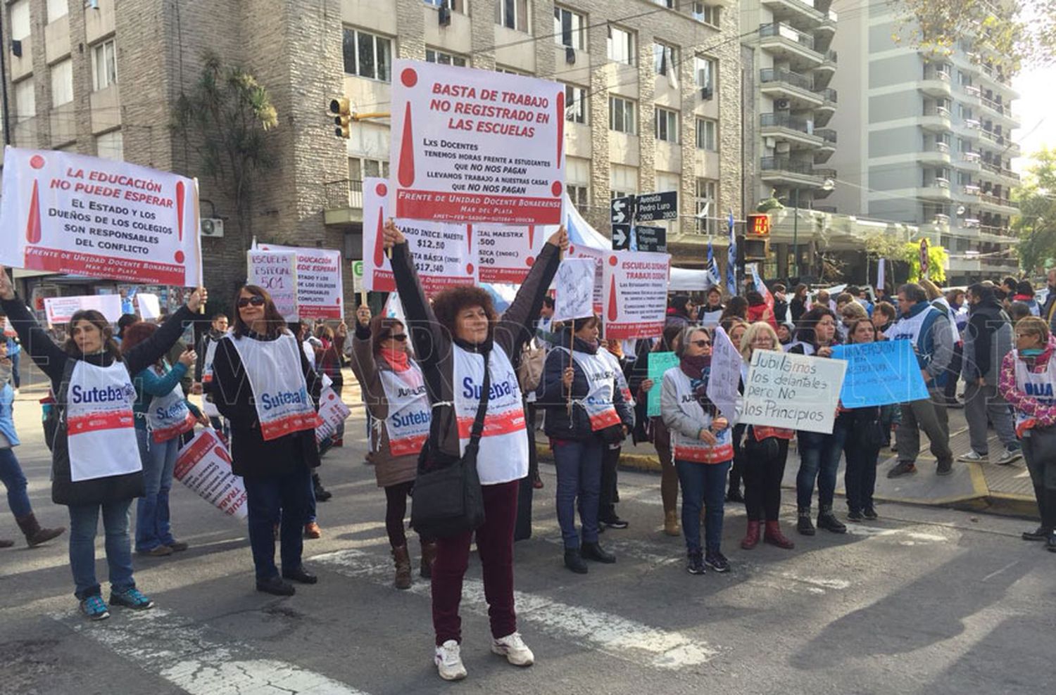 Docentes aseguran que Provincia "desconoce la realidad de la ciudad"