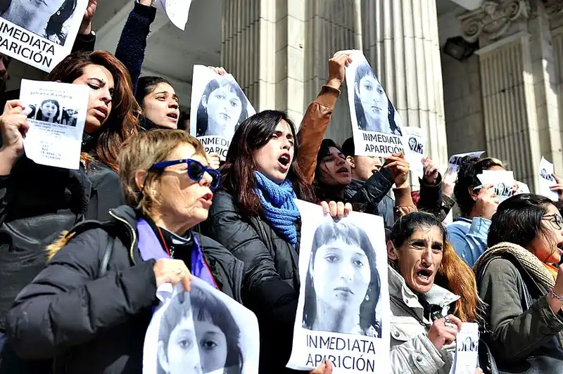 Movilización a la Gobernación a un año de la desaparición de Johana Ramallo