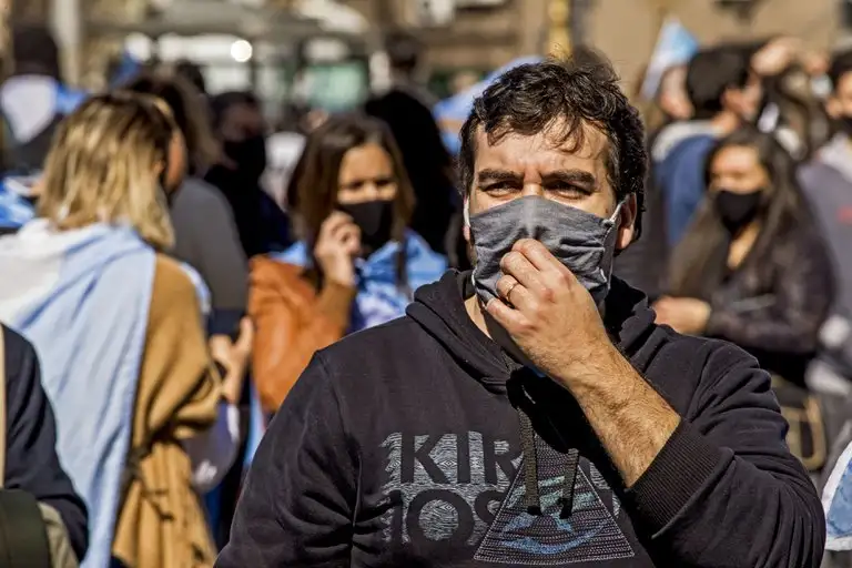 Argentina tiene casi un millón y medio de contagiados de coronavirus