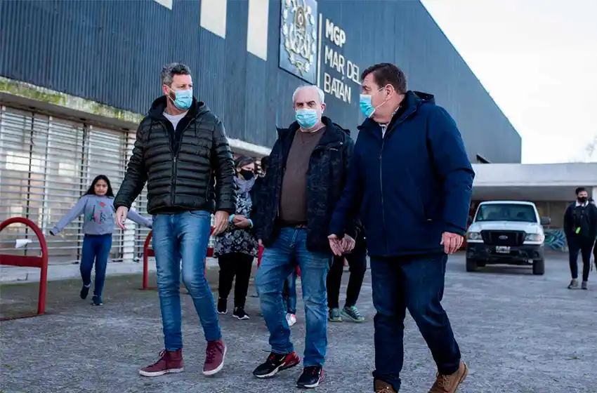 Ponen en marcha las obras de recuperación de los Polideportivos de Centenario y Camet