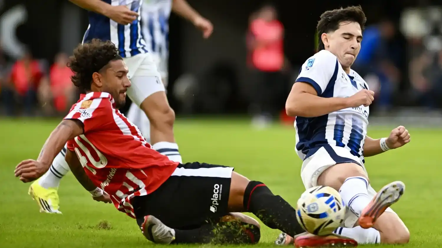 Estudiantes y Talleres empataron en La Plata.