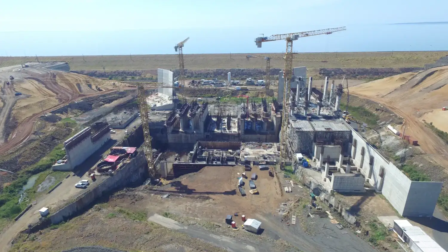Central hidroeléctrica construye un "ascensor" para peces en el río Paraná