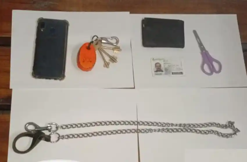 Zona oeste: detuvieron a un hombre por torturar a una joven con una cadena de perro