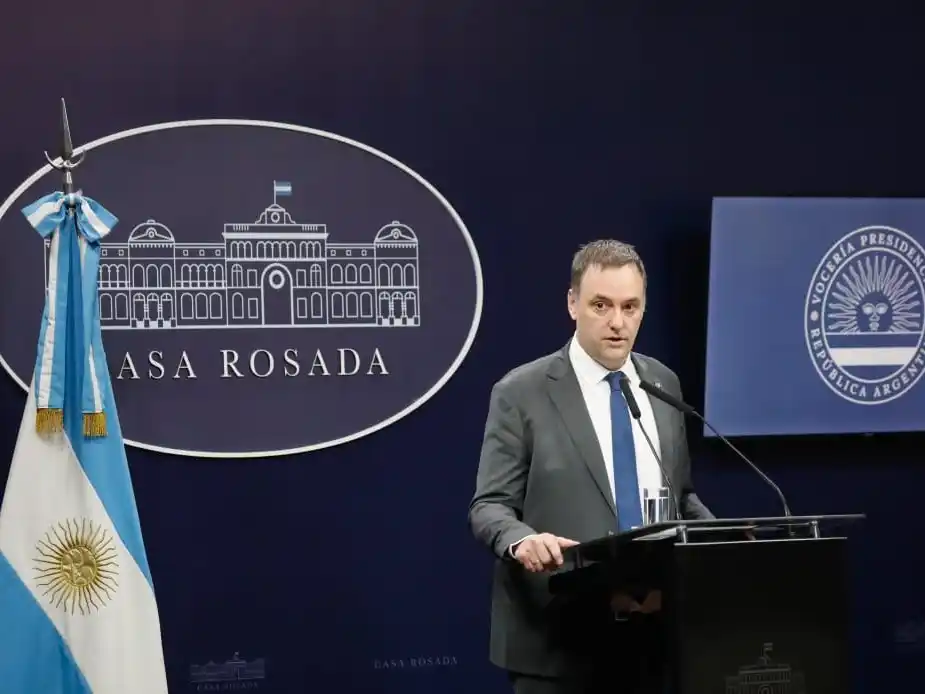 Manuel Adorni, vocero presidencial