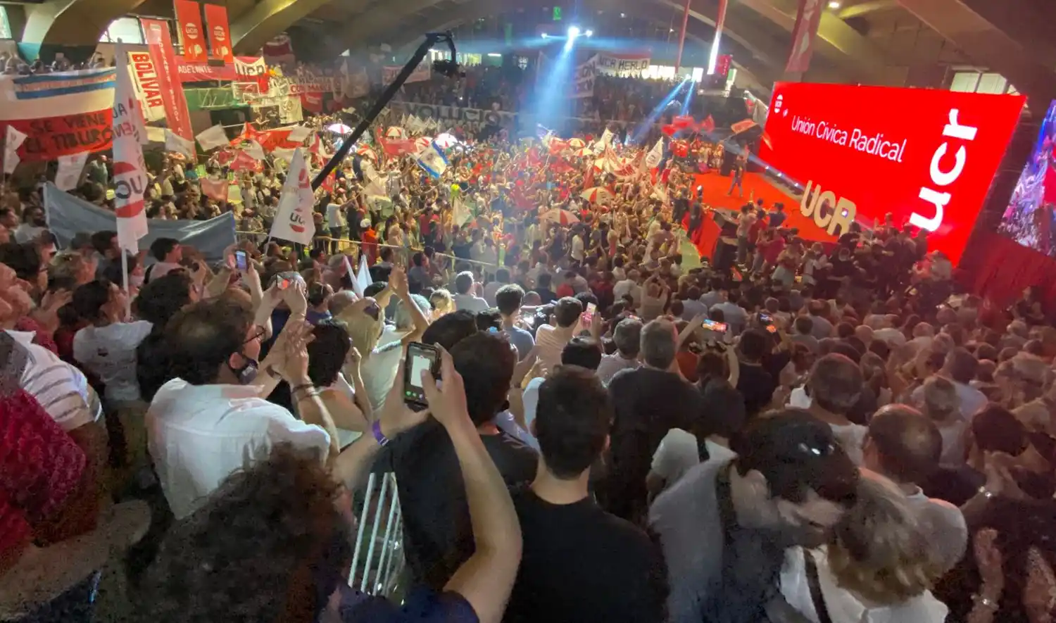 Elecciones 2023: Reunión de la Convención Nacional UCR en La Plata