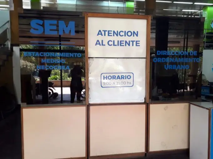 Abrieron una oficina del estacionamiento medido en el Centro Cívico