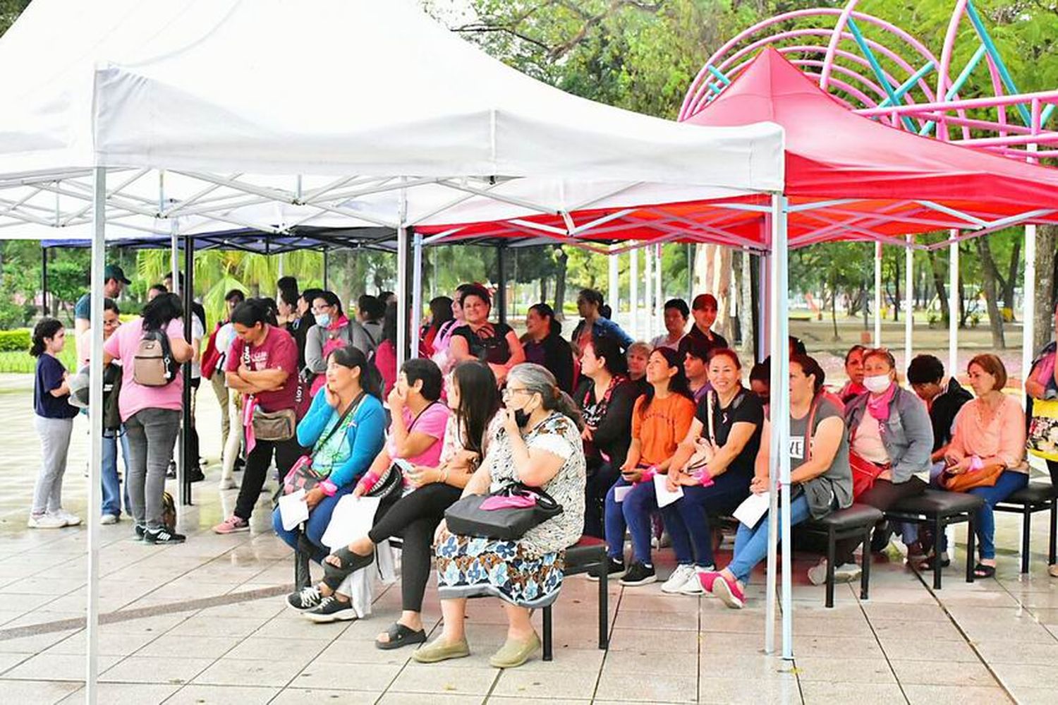 Mujeres se hicieron la mamografía en el Día 
Mundial de Lucha contra el Cáncer de Mama