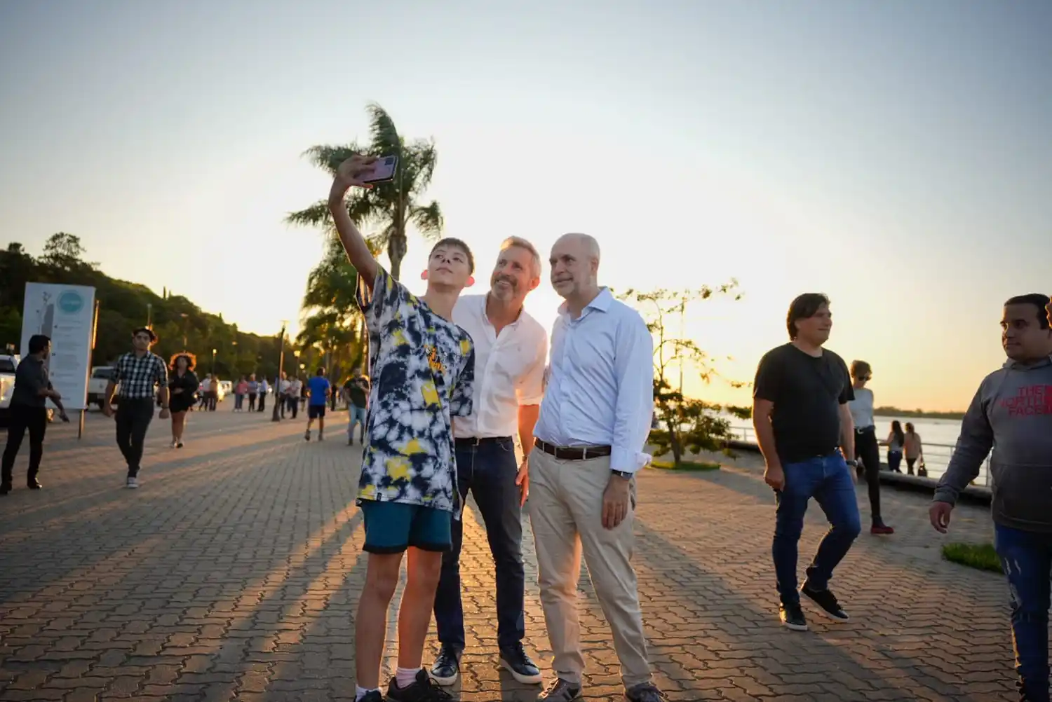 Frigerio y Rodríguez Larreta compartieron actividades con vecinos y referentes