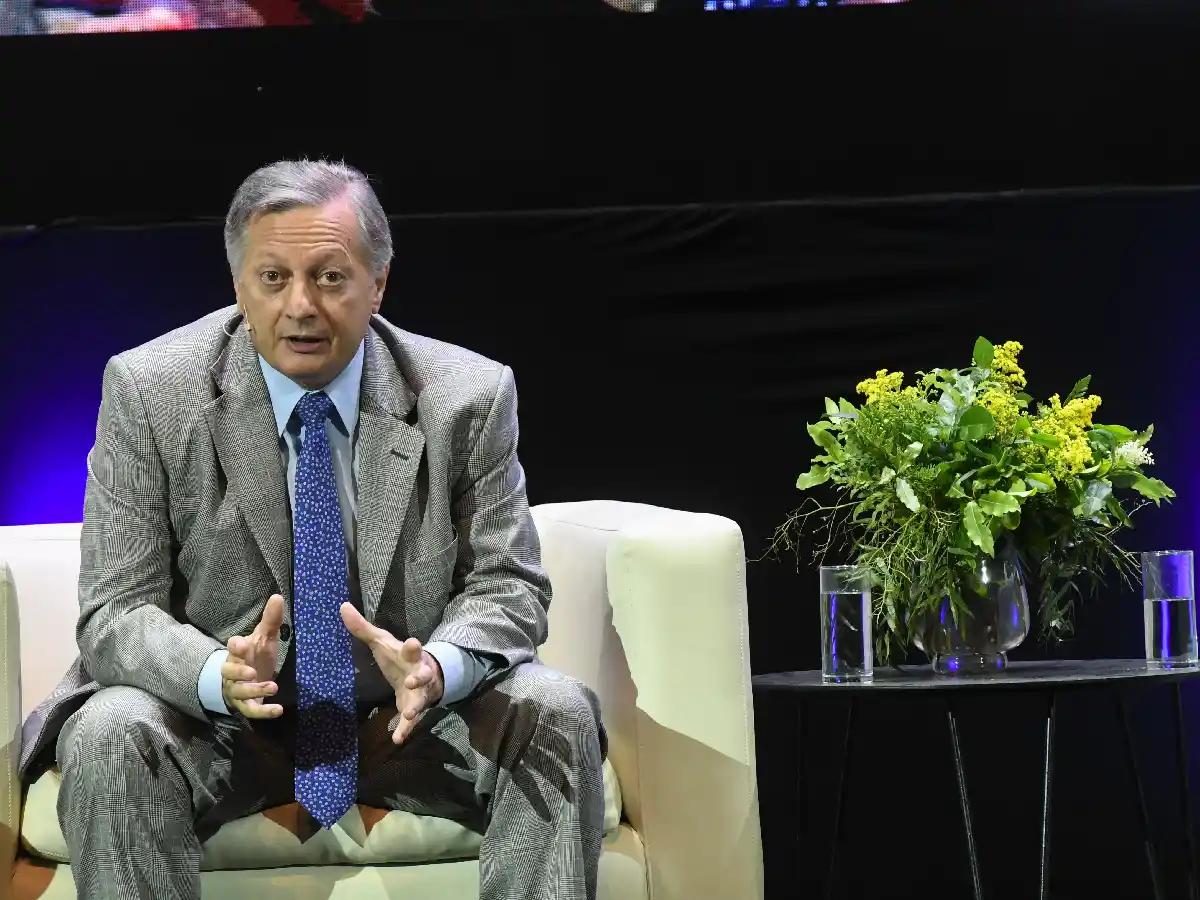 Aranguren habló de los Paradise Papers y dijo que "operar comercialmente" en esos países "no es un delito"