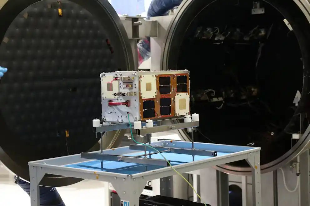 ATENEA hizo historia: el satélite argentino logró comunicarse a 70.000 kilómetros de la Tierra