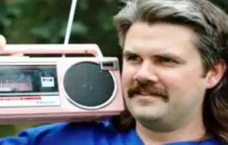 Viven con la tecnología de 1986