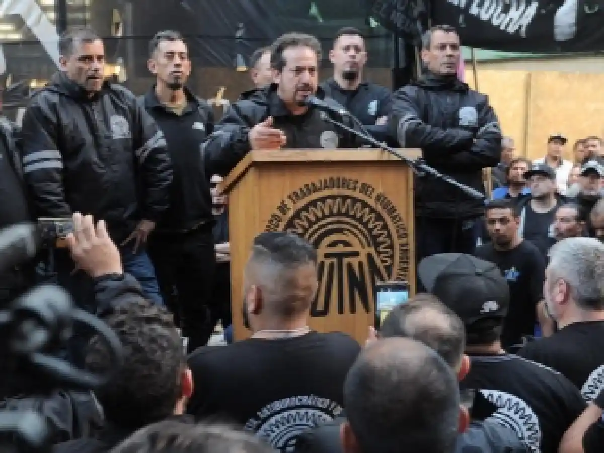 Cuarto intermedio hasta el miércoles en la negociación por el conflicto del neumático