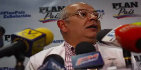 Doctor Julio Castro informa que se contagió de COVID-19