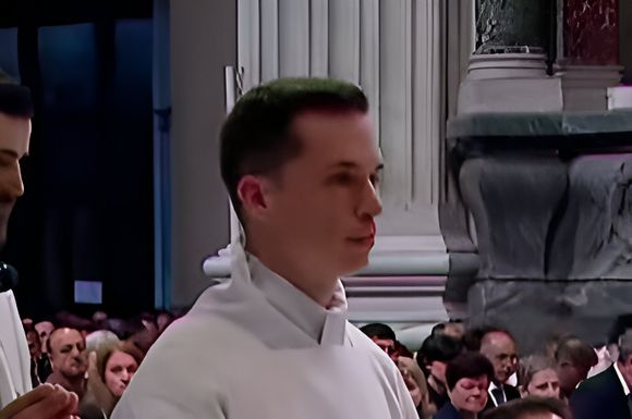 Ordenan como sacerdote al sampedrino Rafael Malacrida, en El Vaticano