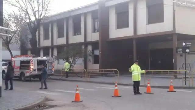 Se incendió nuevamente la Escuela Marcos Sastre
