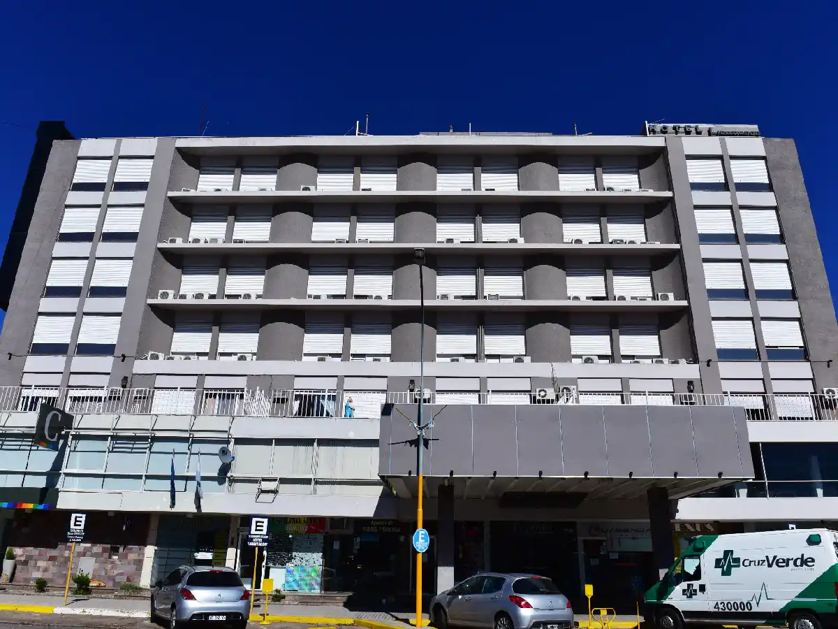 Golpeados, los hoteles no piensan en la reactivación  sino cómo sobrevivir hoy 