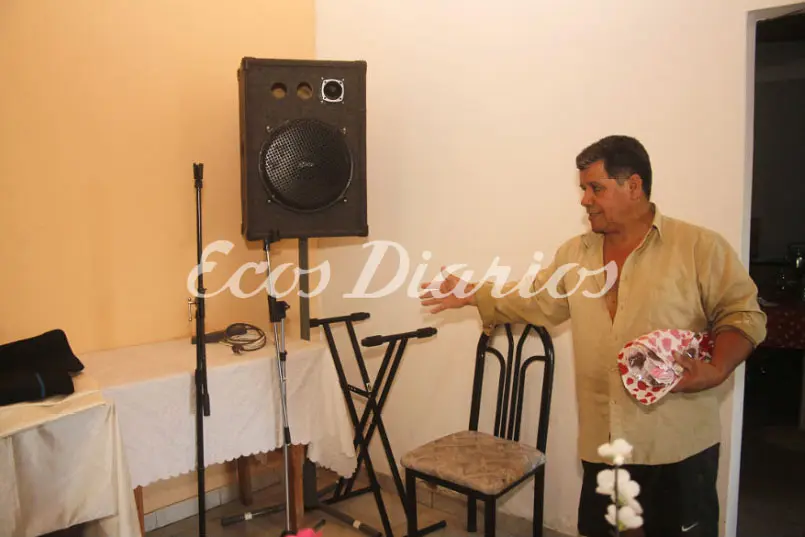 Roban a turistas y saquean un templo