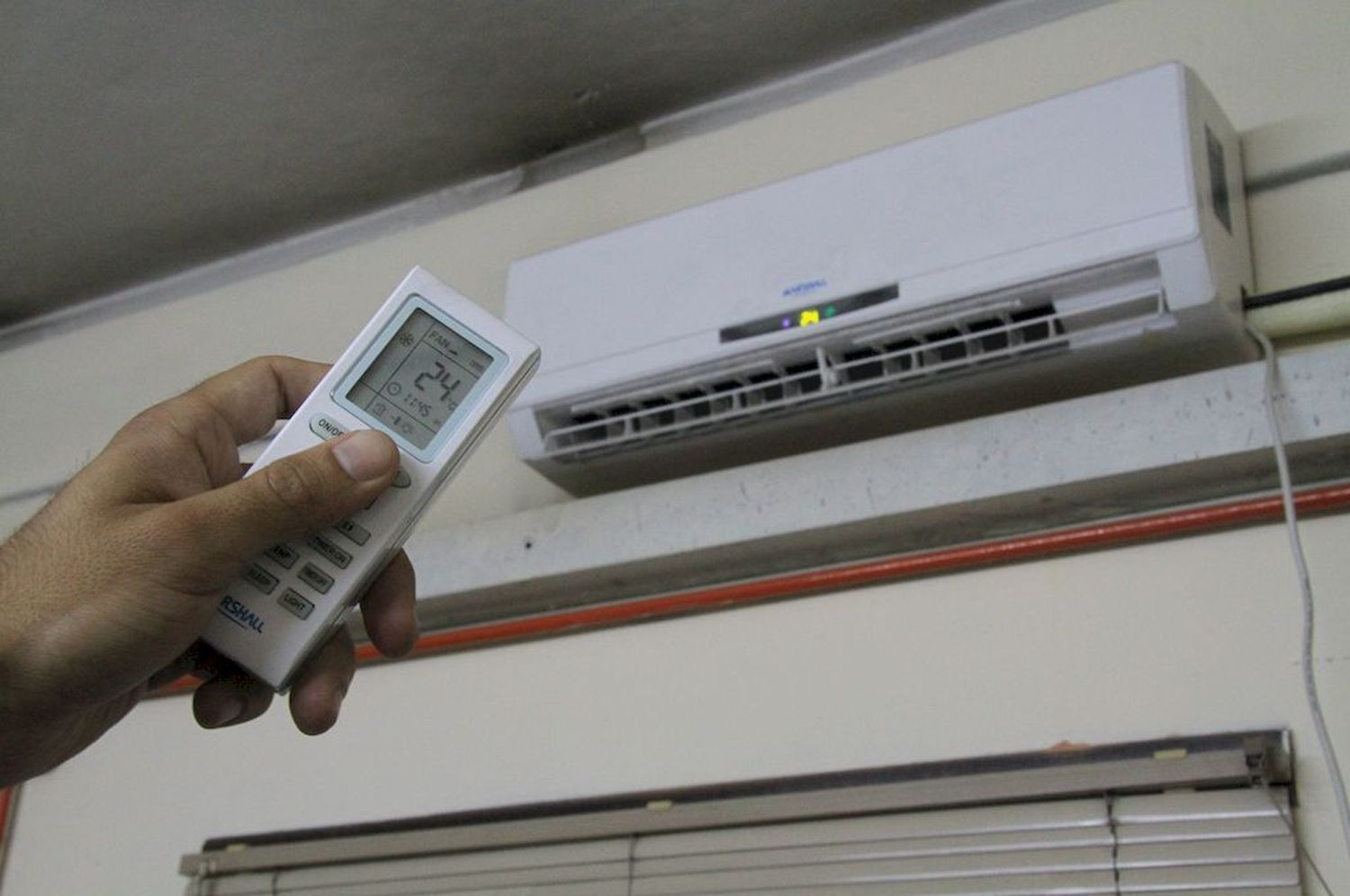 Por la llegada de la nueva ola de calor, la EPE pidió cuidar el consumo eléctrico en Santa Fe