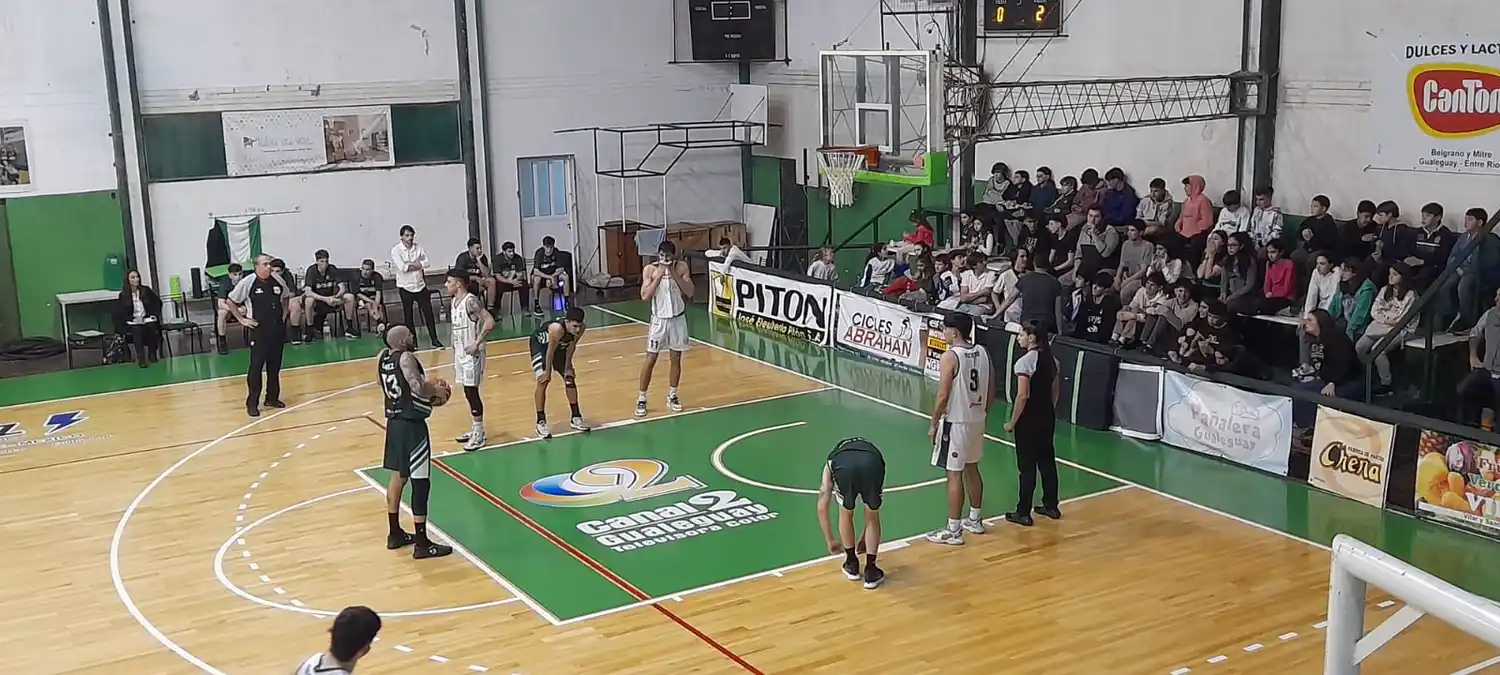 Otra vez el santafesino Walter Geréz mostró toda su jerarquía para incentivar a sus compañeros y dar vuelta un partido complicado.