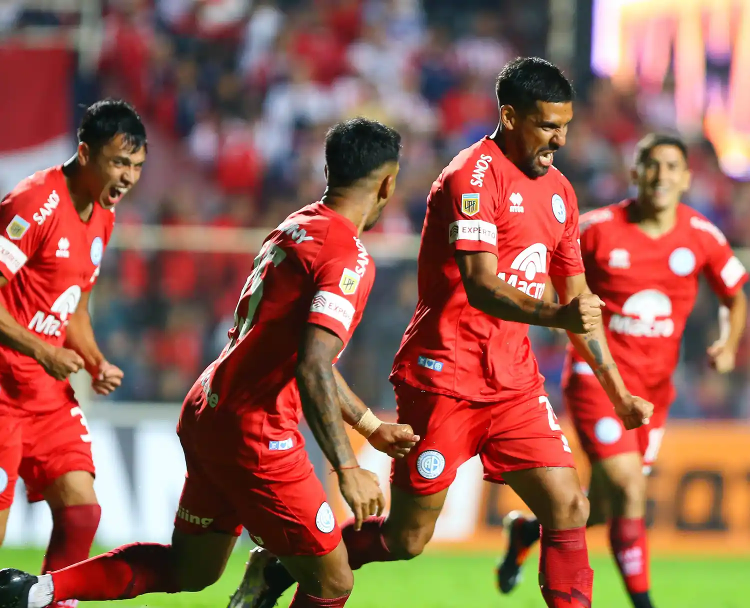 Belgrano pegó primero y se llevó el triunfo ante Unión