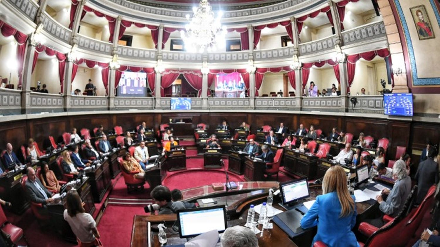 El PRO acusa a Magario de votar fuera de reglamento y va a la Justicia contra el proyecto de reelecciones