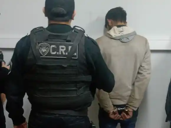 Entraron a robar a un terreno en zona norte y fueron detenidos: uno de los delincuentes era buscado por un crimen