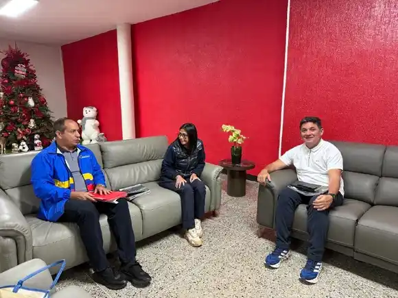 Maduro ordena plan especial para el retorno de  venezolanos varados en otros países