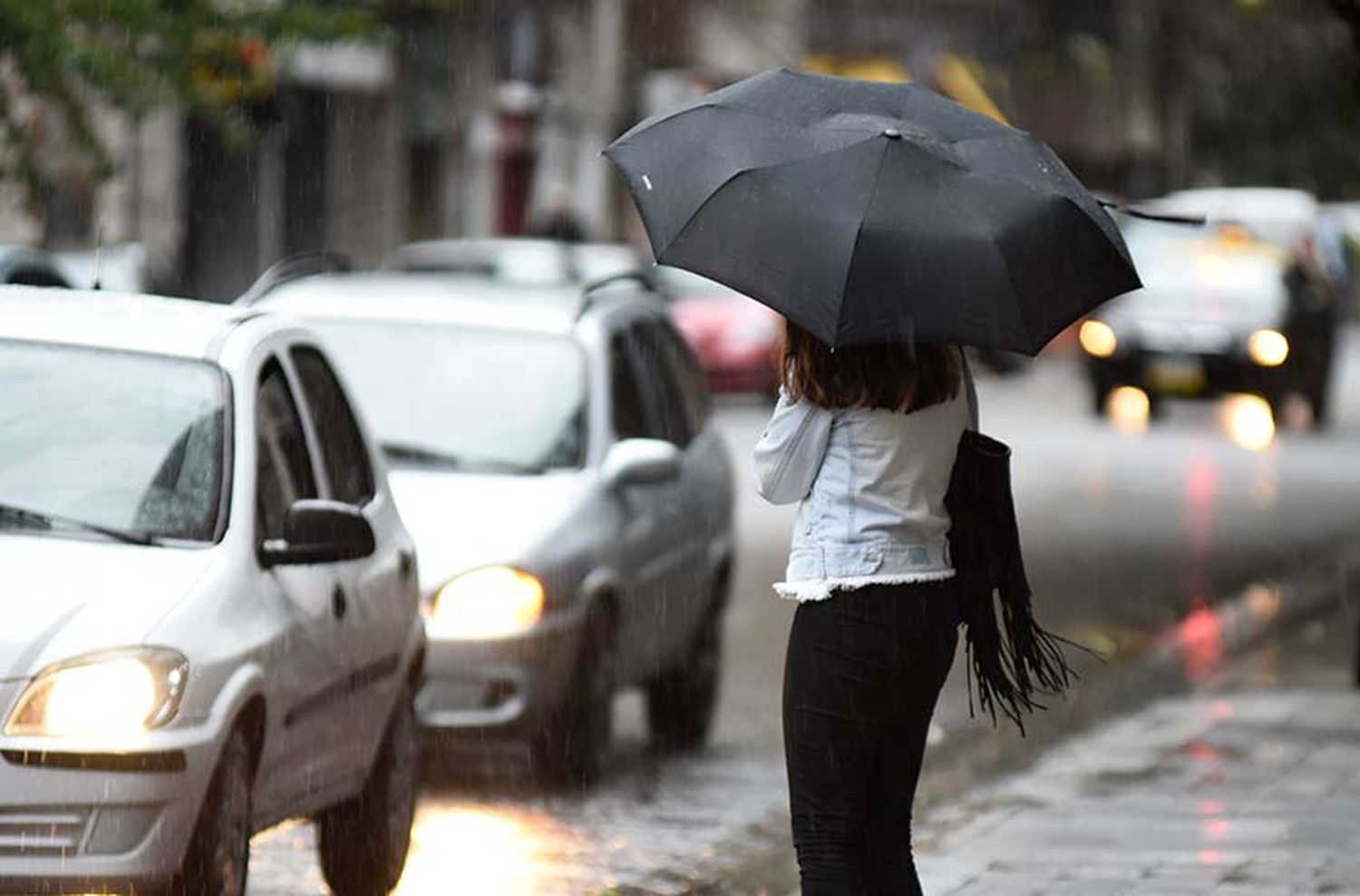 Se renueva el alerta por tormentas en Rosario y la región