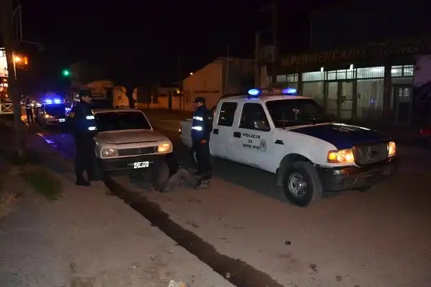 Lo detuvieron cuando llevaba un parabrisas robado de un Fiat Uno