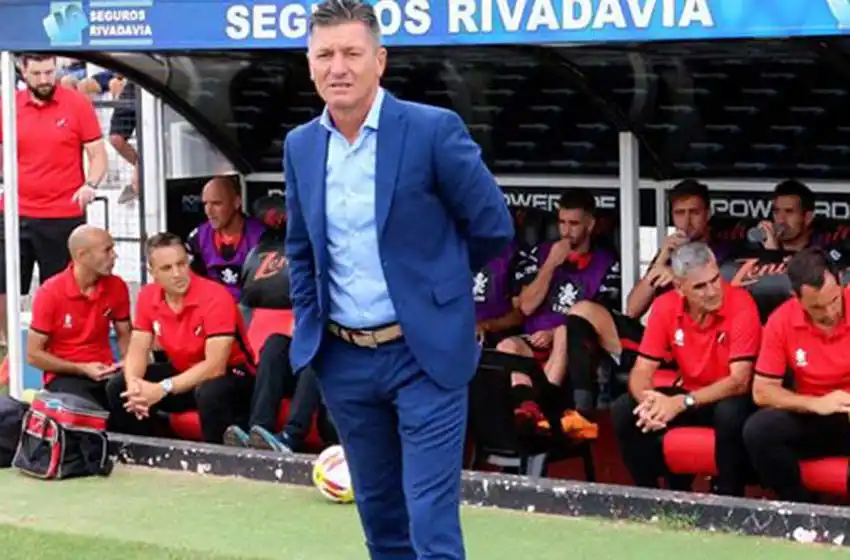 Sciaqua renovó su contrato en Patronato