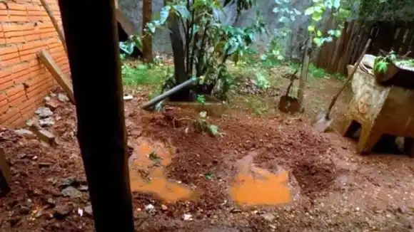 Invitó a cenar a una pareja  de amigos: abusó de la  mujer, mató al hombre  e intentó enterrarlo