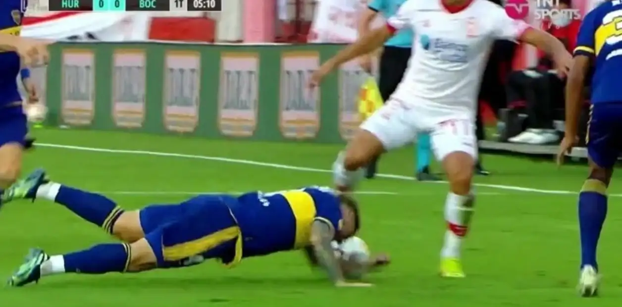 ¡Buffarini trabó dos veces a lo Boca!